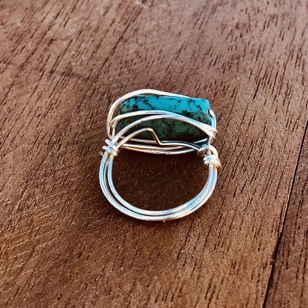 STATEMENT BOHEMIAN FLAT STONE WIRED RING- SILVER - Picture 9 of 13